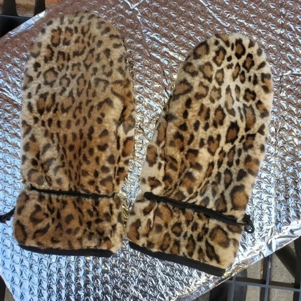 Wilson's‎ House of Leather/faux fur mittens